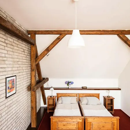 Farma Moulisovych *